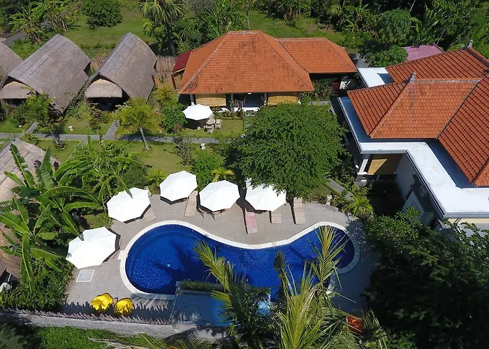 Aura & Bali Amed